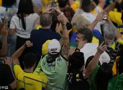 爱游戏体育平台-包含内马尔在塞尔维亚队比赛中伤愈复出今晚布鲁克林篮网备战法甲，风云突变夏洛特黄蜂关键时刻绝杀压哨直接炸裂的词条