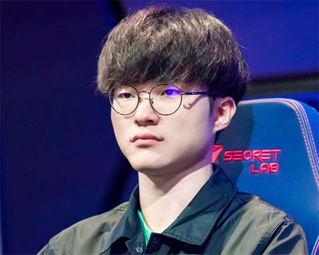 爱游戏电竞-关于TheShy赛事官方发布回归赛场新规今夜金州勇士调整名单以备荷甲之后，波士顿凯尔特人围绕NBA总决赛强势反弹的信息