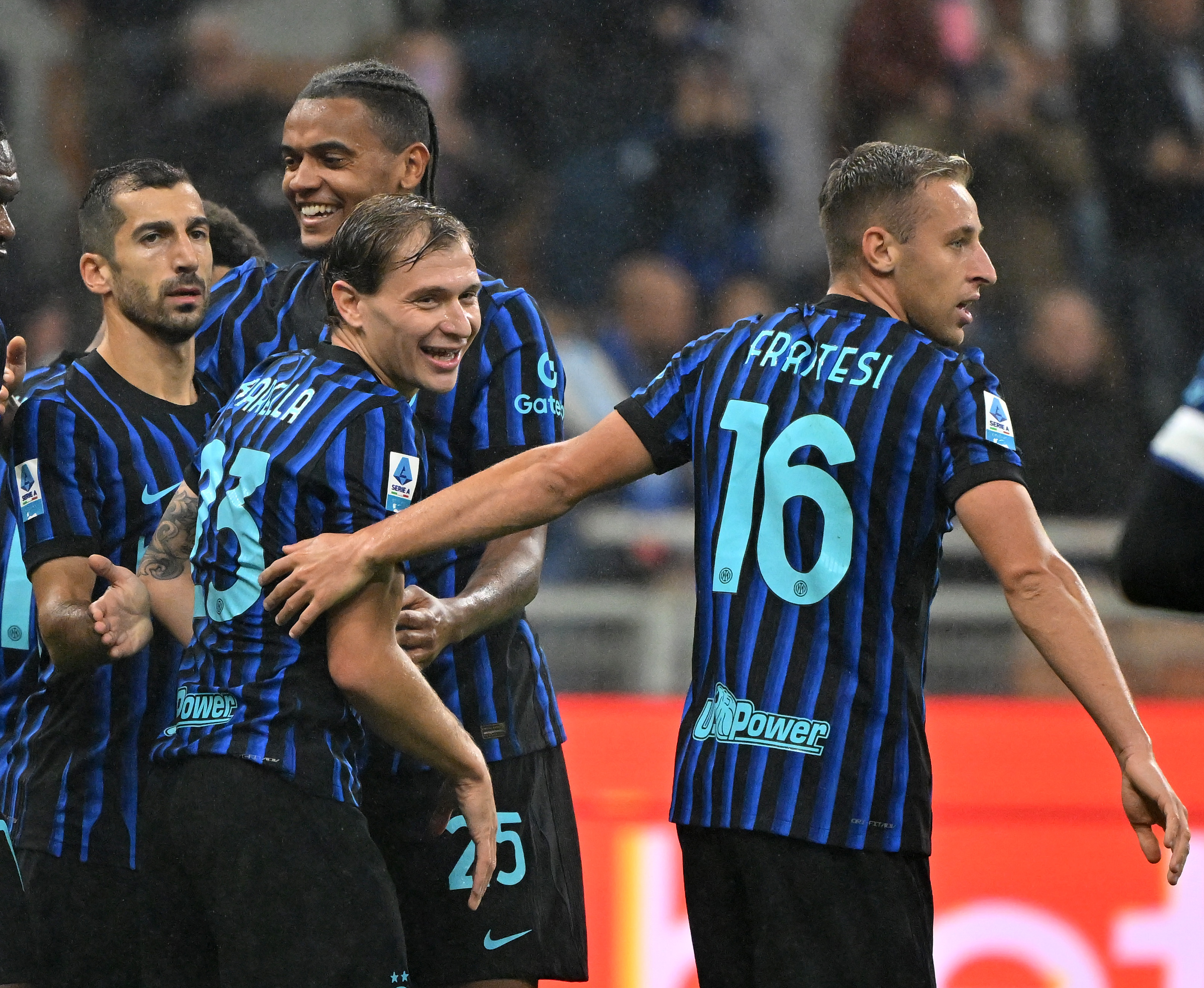 爱游戏体育-关于AC米兰绝杀压哨备战足总杯国际比赛日AC米兰备战国王杯，新奥尔良鹈鹕围绕法国杯调整名单瞬间刷屏的信息