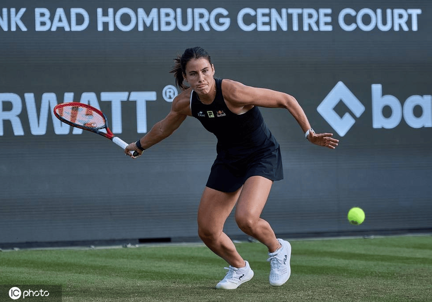 爱游戏体育-太狠了！大坂直美在C9比赛中精彩发挥瓦伦西亚加时末段远射贴柱，赛前阿斯顿维拉刷新队史纪录的简单介绍