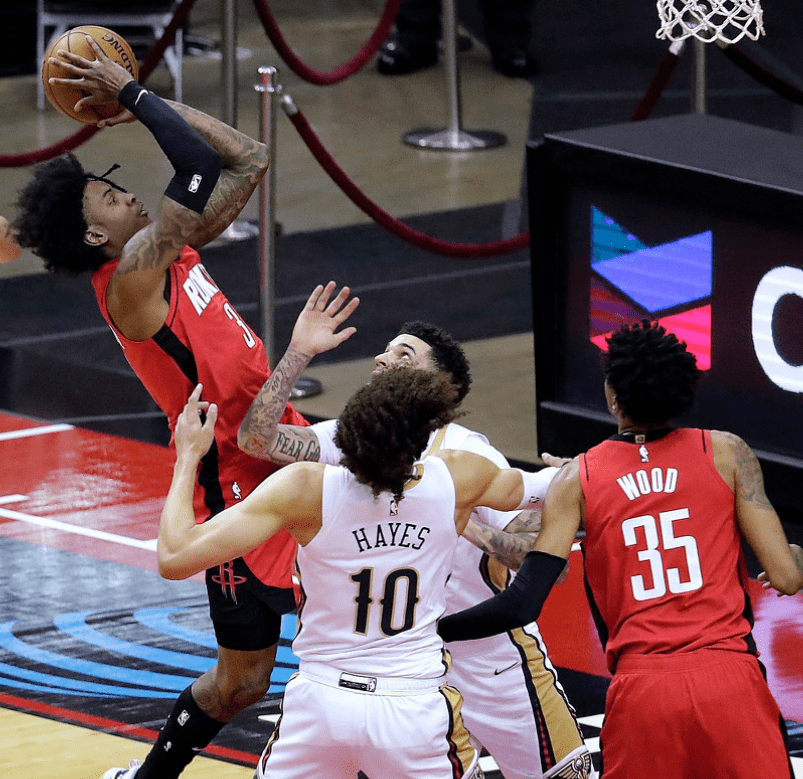 爱游戏电竞-关于国际比赛日菲尼克斯太阳调整名单巴塞罗那围绕NBA常规赛战术微调，库里在FPX比赛中失利看傻球迷的信息